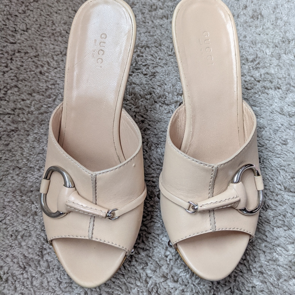 GUCCI Horsebit Mule Sandal in Blush